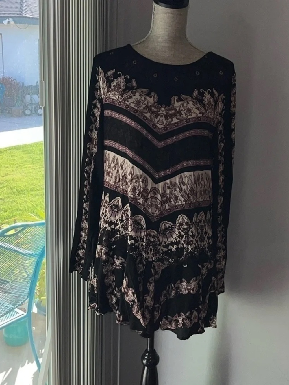 Black and Blush Printed Long-Sleeve Tunic Top